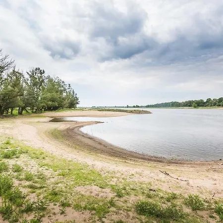 아파트 Reetdachhaus Mit Elbblick Lenzerwische