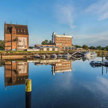 Reetdachhaus Mit Elbblick 아파트